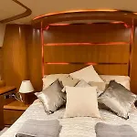 Luxury Yacht Astondoa 76 *