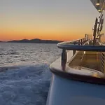Luxury Yacht Astondoa 76