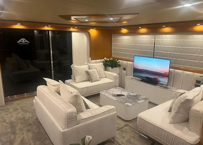Luxury Yacht Astondoa 76 Πλωτό κατάλυμα