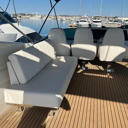 Luxury Yacht Astondoa 76 Biograd Na Moru