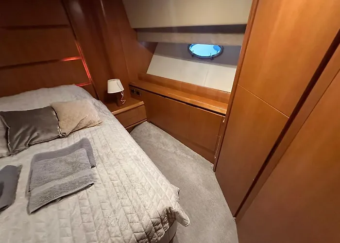 Luxury Yacht Astondoa 76 * Biograd Na Moru